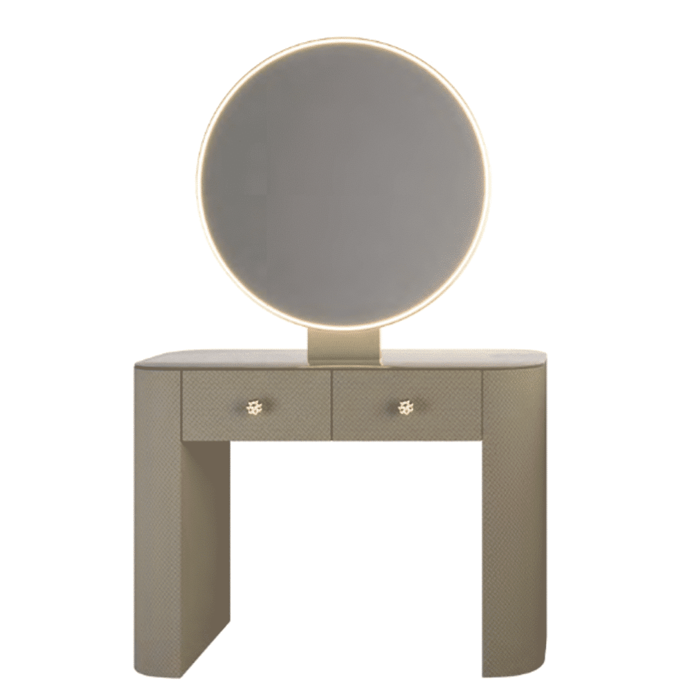 Casual grandeur central