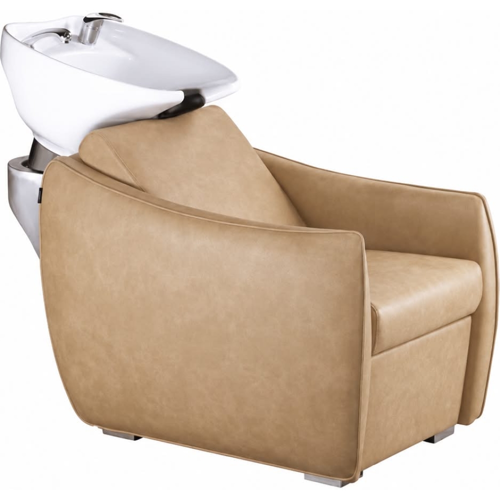Hazel sand Wash Lounge